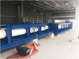 水素用大型高圧蓄圧機(jī)（98MPa/1?）投入